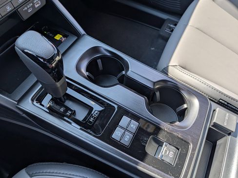 New 2026 Subaru Outback Premium AWD/4WD image 10