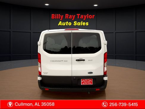 Used 2022 Ford Transit 350 XLT image 5