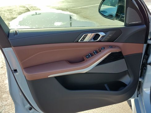 New 2026 BMW X5 xDrive40i w/ M Sport Package image 12