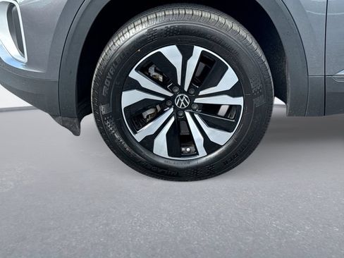 Used 2024 Volkswagen Atlas SE FWD image 18