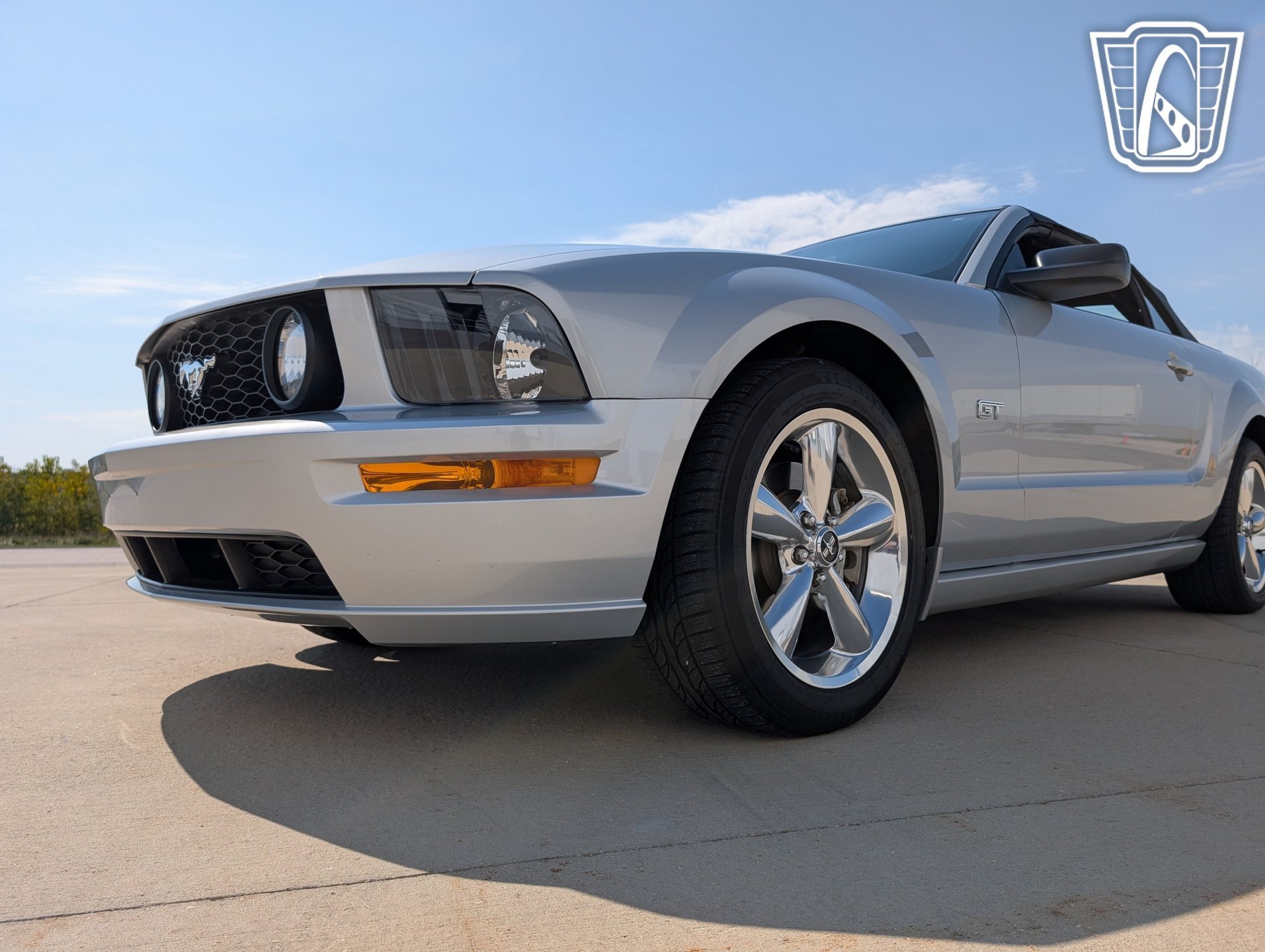 Used 2005 Ford Mustang GT RWD image 4