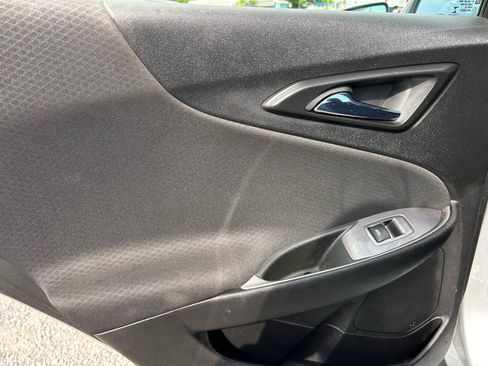 Used 2021 Chevrolet Malibu RS FWD image 15