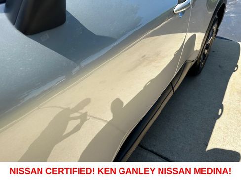 Certified 2024 Nissan Rogue SV w/ SV Premium Package AWD/4WD image 11