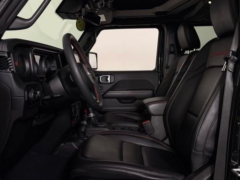 Used 2024 Jeep Wrangler Unlimited Rubicon AWD/4WD image 15