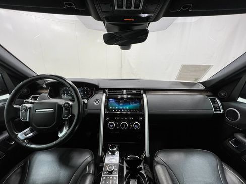 Used 2018 Land Rover Discovery HSE AWD/4WD image 22