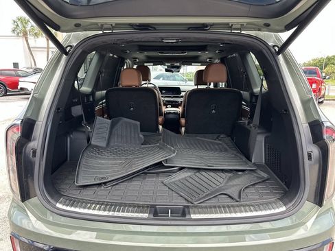 Certified 2025 Kia Telluride SX Prestige X-Line AWD/4WD image 11