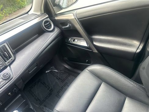 Used 2016 Toyota RAV4 Limited w/ Advanced Technology Package AWD/4WD image 22