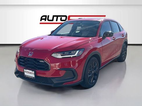 Used 2025 Honda HR-V Sport image 3