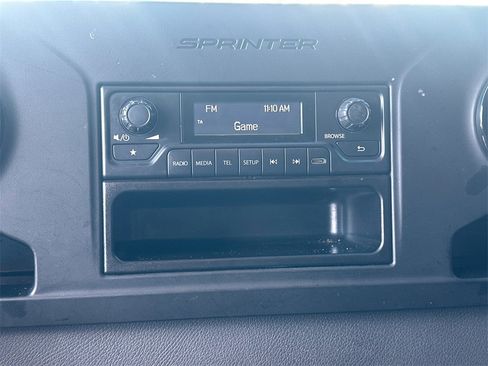 Used 2023 Mercedes-Benz Sprinter 2500 image 5