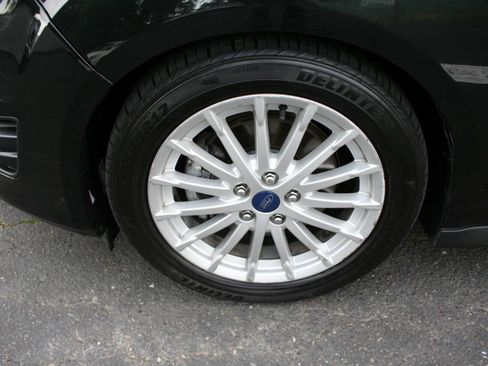 Used 2015 Ford C-MAX Energi SEL w/ Equipment Group 302A image 24