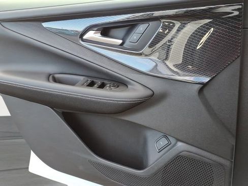 New 2026 Chevrolet Blazer EV LT image 12