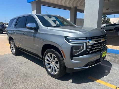Used 2025 Chevrolet Tahoe Premier RWD image 2