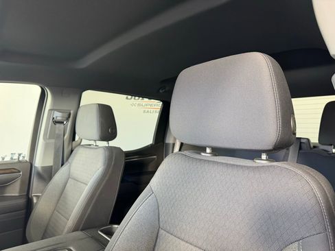 Used 2022 Chevrolet Silverado 1500 RST image 3