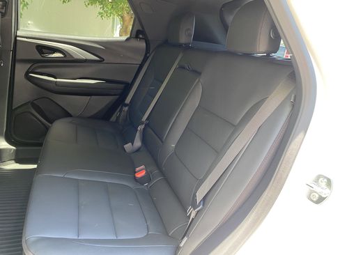 Used 2025 Chevrolet TrailBlazer RS w/ Convenience Package FWD image 39