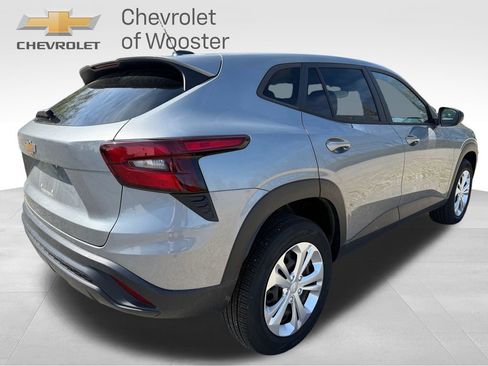 Used 2024 Chevrolet Trax LS image 6