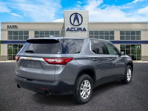 Used 2018 Chevrolet Traverse LS AWD/4WD image 5