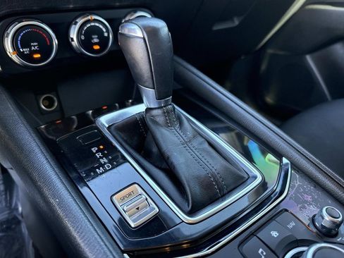 Used 2018 MAZDA CX-5 Sport image 33