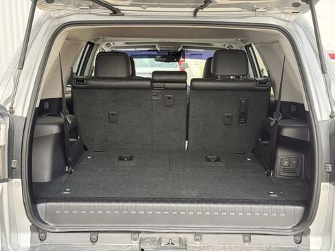 Used 2020 Toyota 4Runner Limited image 33
