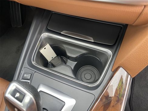 Used 2013 BMW 335i xDrive Sedan image 30