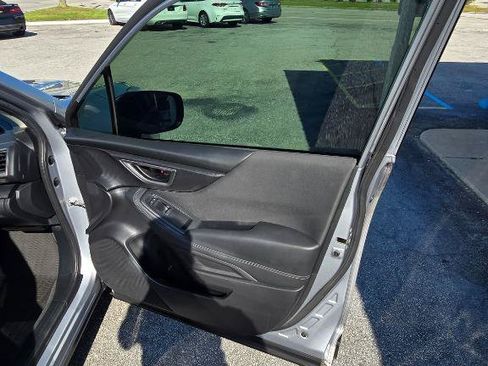 Used 2021 Subaru Forester AWD/4WD image 16