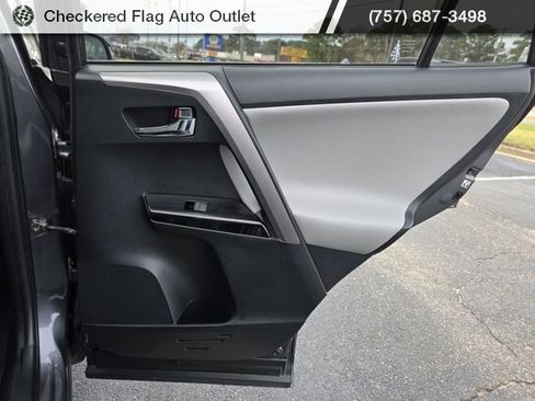 Used 2017 Toyota RAV4 Limited image 47