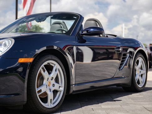 Used 2006 Porsche Boxster RWD image 8