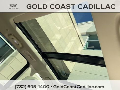 Used 2024 Cadillac XT6 Premium Luxury image 11