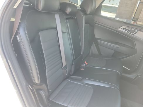 Used 2025 Kia Sportage SX FWD image 27