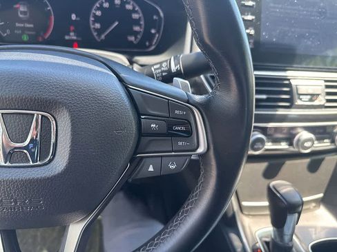 Used 2022 Honda Accord Sport Special Edition image 13