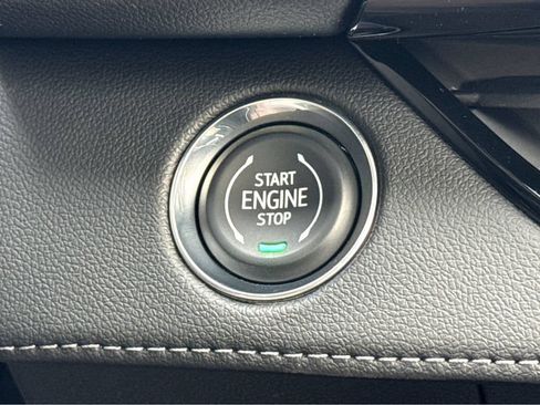 New 2026 Buick Enclave Avenir w/ Super Cruise Package FWD image 19