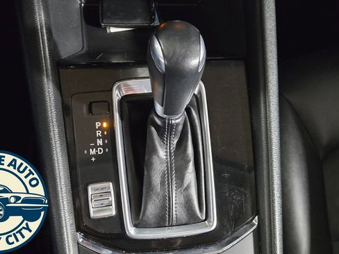 Used 2020 MAZDA CX-5 Touring FWD image 17
