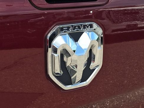 Used 2020 RAM 1500 Laramie AWD/4WD image 32