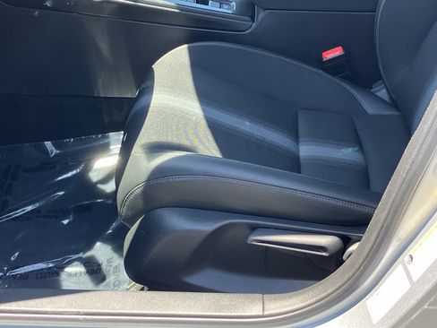 Certified 2025 Honda Civic Sport image 17