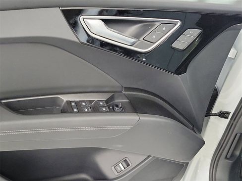 New 2026 Audi Q4 e-tron Premium Plus image 12