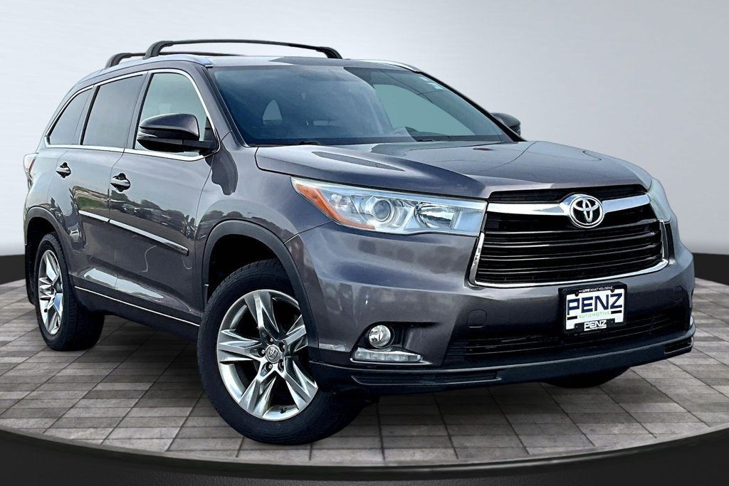Used 2015 Toyota Highlander Limited AWD/4WD image 3