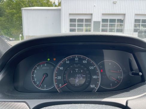 Used 2016 Honda Accord Sport image 10