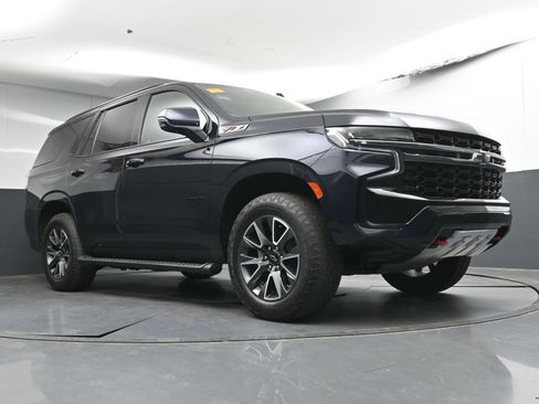 Used 2021 Chevrolet Tahoe Z71 w/ Luxury Package image 24