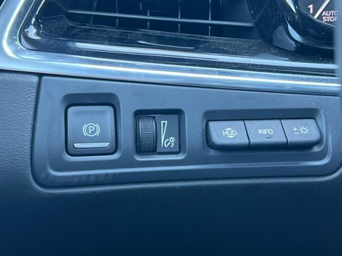 Certified 2024 Cadillac XT6 Sport w/ Platinum Package image 41