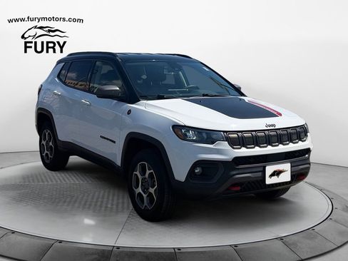 Used 2022 Jeep Compass Trailhawk AWD/4WD image 1
