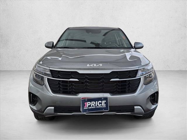 Used 2026 Kia Seltos LX AWD/4WD image 2