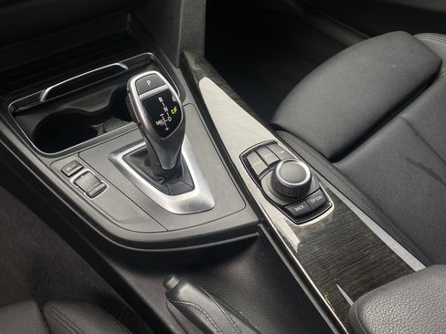 Used 2018 BMW 330i Sedan image 12