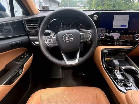 Used 2026 Lexus NX 350h AWD w/ Cold Area Package image 8