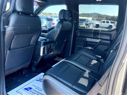 Used 2017 Ford F150 Raptor w/ Equipment Group 802A Luxury image 16