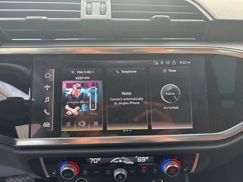 Certified 2025 Audi Q3 2.0T Premium w/ Convenience Package image 19