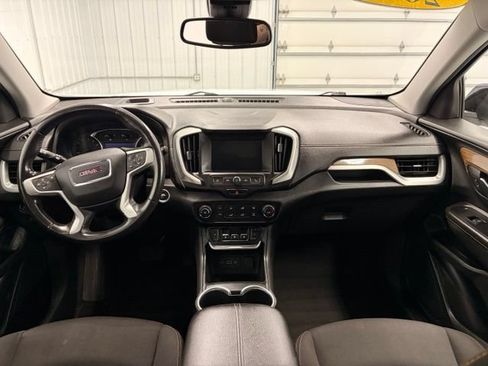 Used 2020 GMC Terrain SLE w/ Elevation Edition FWD image 13