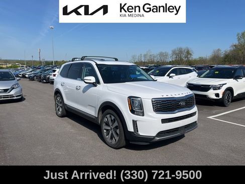 Used 2021 Kia Telluride S AWD/4WD image 3