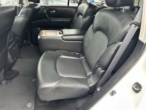 Used 2024 Nissan Armada SL w/ Captain's Chairs Package AWD/4WD image 12