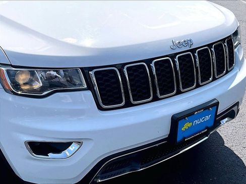 Used 2020 Jeep Grand Cherokee Limited AWD/4WD image 32