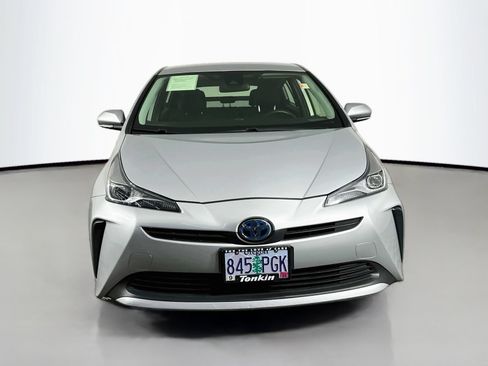 Used 2022 Toyota Prius L Eco FWD image 2