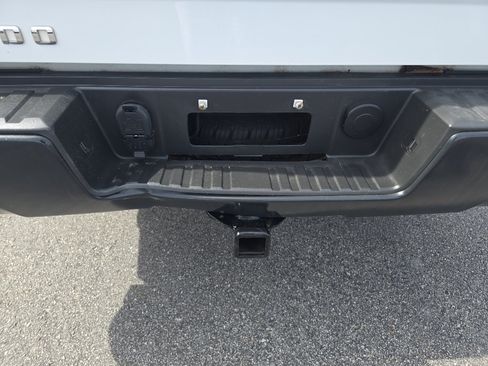Used 2018 Chevrolet Silverado 1500 W/T w/ WT Convenience Package RWD image 8